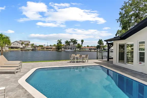 1514 SEA GULL DR S, St Petersburg, FL 33707