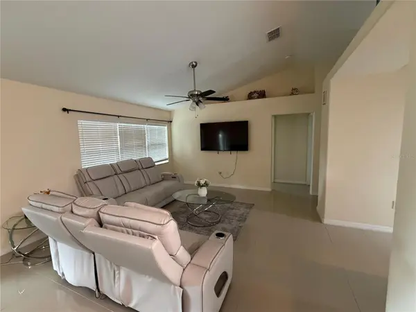 14220 SPRING HILL DR, Spring Hill, FL 34609