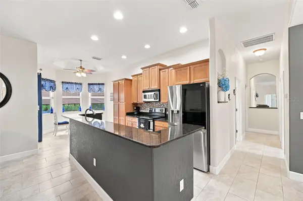 25 SANDERS CIR, Homosassa, FL 34446