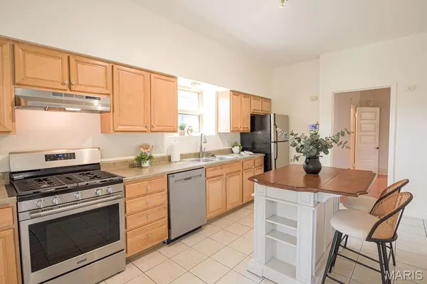 3658 French AVE, St Louis, MO 63116