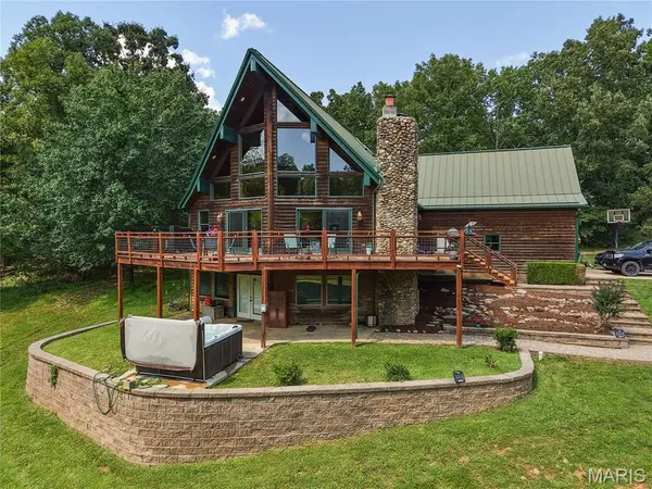 17492 BCR 314, Marble Hill, MO 63764