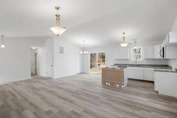 530 Oxford RD, Kingsford Heights, IN 46346