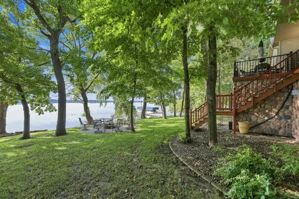24011 Woodland LN, Detroit Lakes, MN 56501