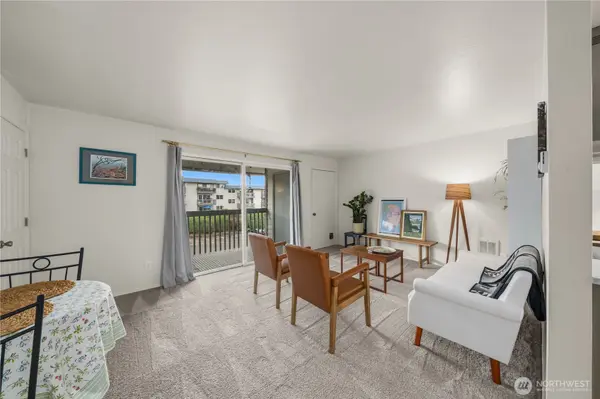 22981 Marine View DR S #D318, Des Moines, WA 98198
