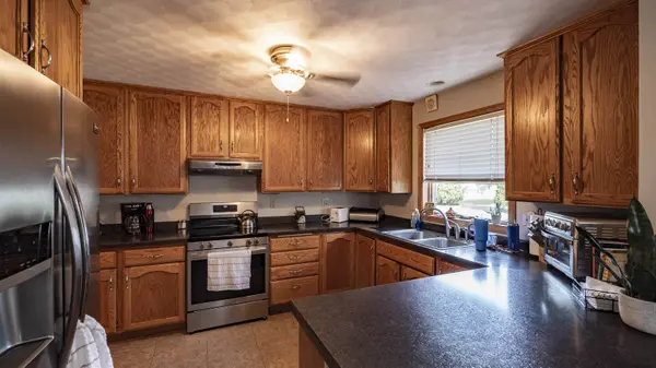 705 HIGHVIEW LN, Kimberly, WI 54136