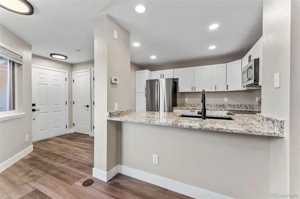 6001 S Yosemite ST #E204, Greenwood Village, CO 80111