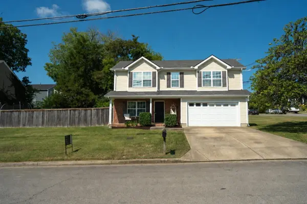 7493 Maggie Dr, Antioch, TN 37013