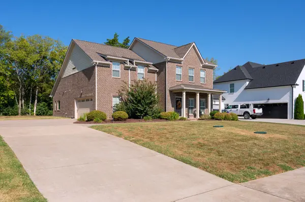 1131 Owen Layne Dr, Murfreesboro, TN 37129