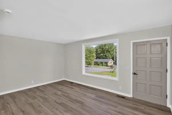 2202 Lynwood Dr, Greenbrier, TN 37073