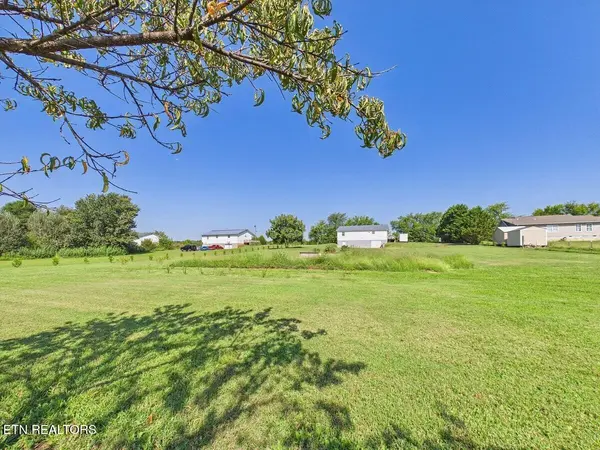 176 Pleasant Drive, Madisonville, TN 37354