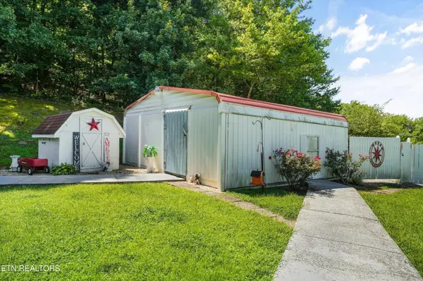 332 Rural Vale Rd, Tellico Plains, TN 37385