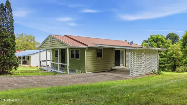 423 Hillside Lane, Athens, TN 37303