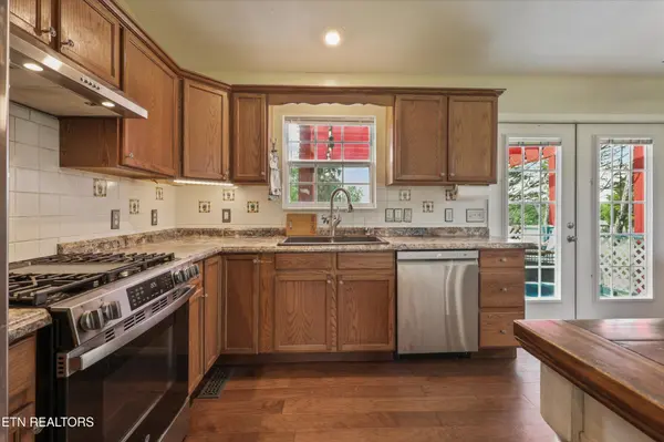 220 Autumn Lane, Madisonville, TN 37354