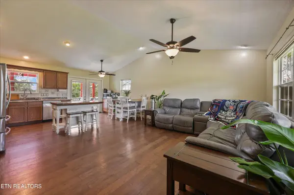 220 Autumn Lane, Madisonville, TN 37354