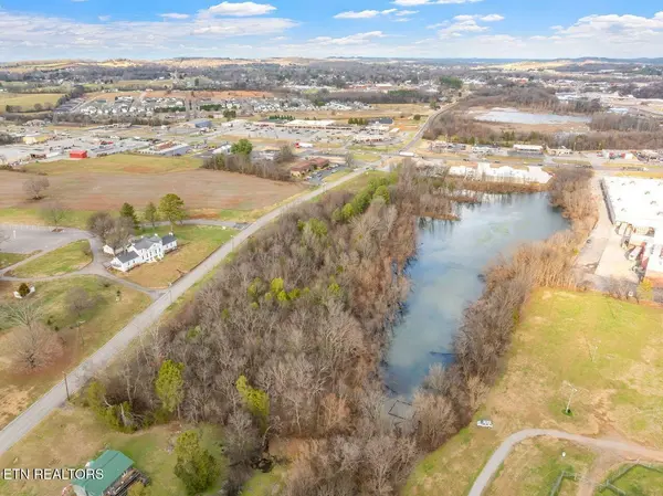34 Old Athens Pike, Sweetwater, TN 37874