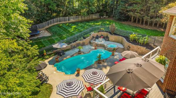 864 Oconnell Drive, Knoxville, TN 37934