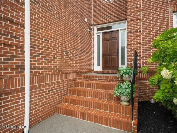 1240 Hearthstone Lane, Knoxville, TN 37923