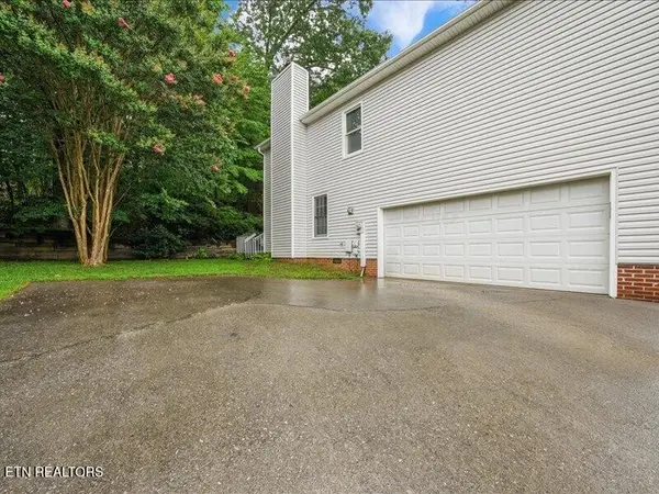 1240 Hearthstone Lane, Knoxville, TN 37923