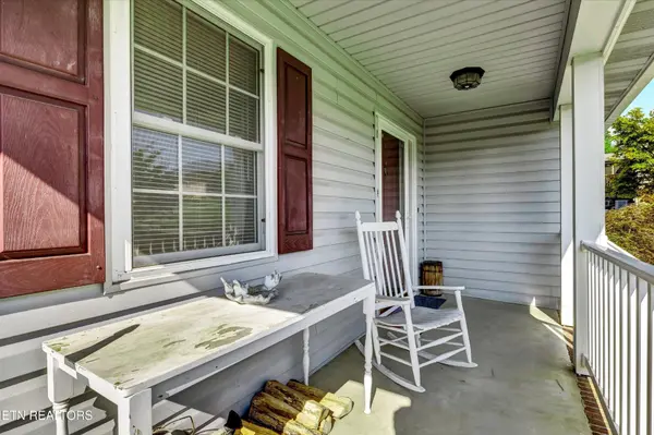 716 Stonecrest Drive, Maryville, TN 37804