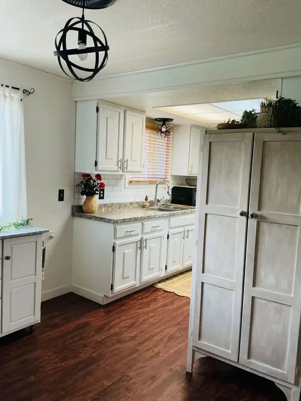 213 N Park St, Johnson City, KS 67855