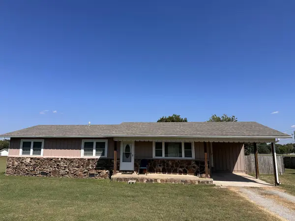 509 Butler AVE, Green Forest, AR 72638