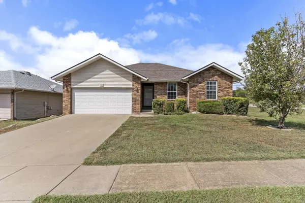 4427 W Nicholas ST, Springfield, MO 65802