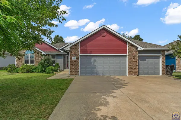 4423 SW Misty Harbor AVE, Topeka, KS 66610