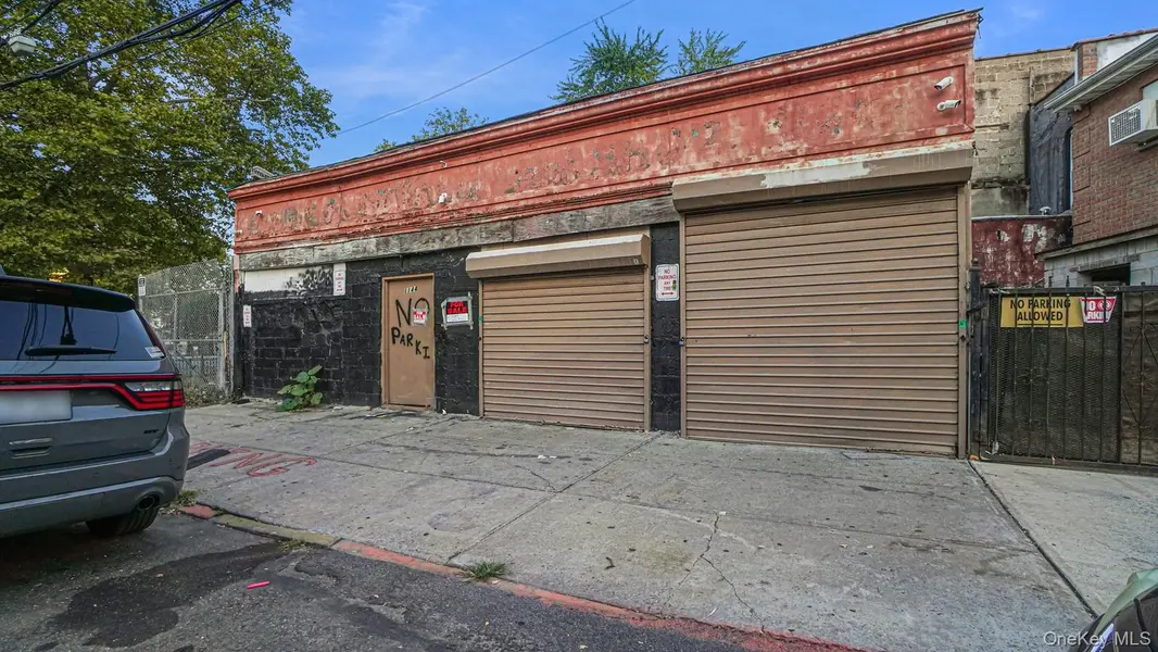 1144 Rev James Polite AVE, Bronx, NY 10459