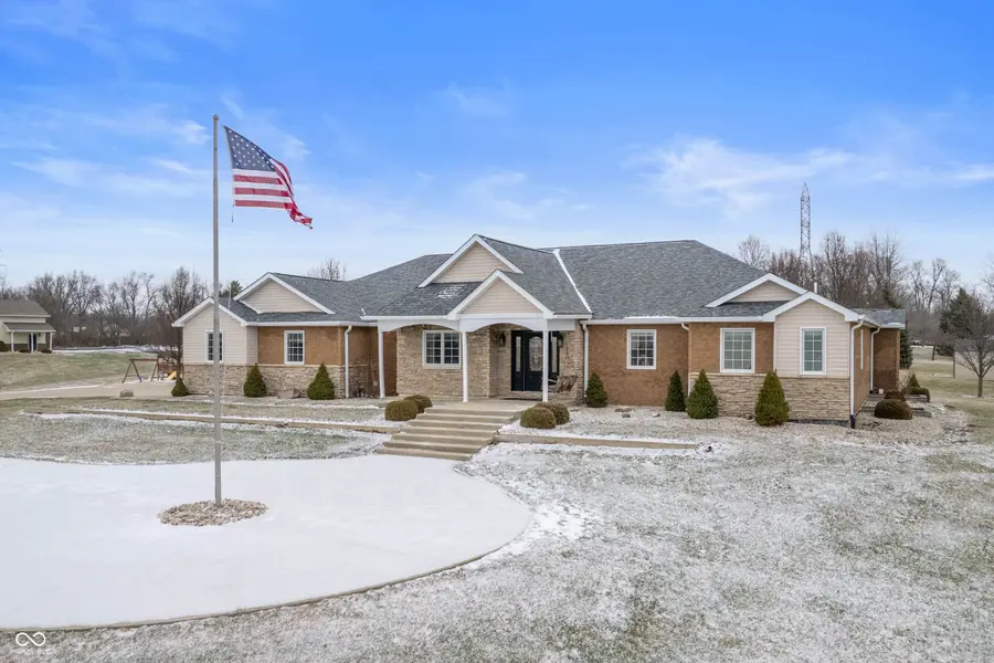 1695 S County Road 550 E, Selma, IN 47383