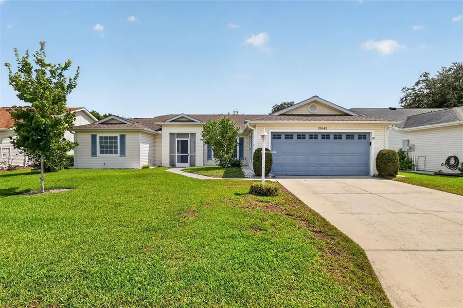 25042 RIVERWALK DR, Leesburg, FL 34748