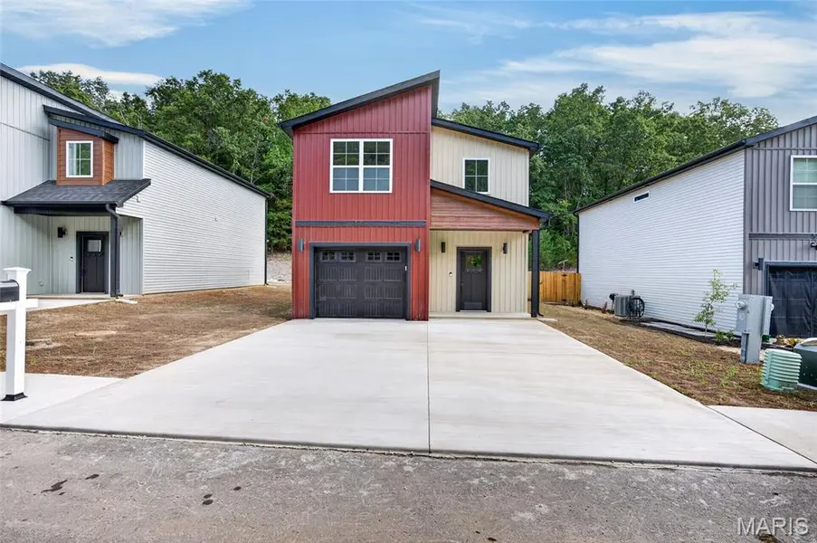 575 Russell DR, Waynesville, MO 65583