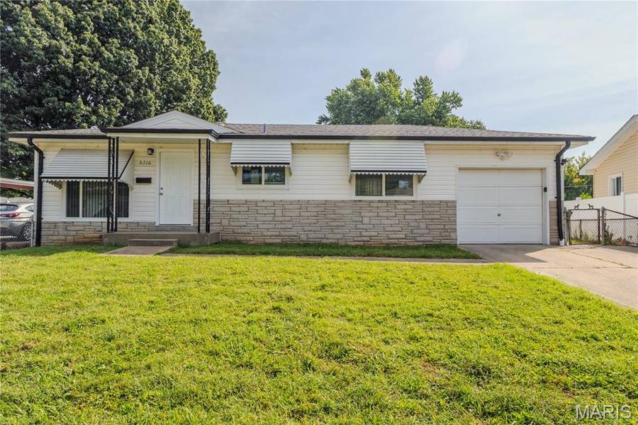 6716 Lightwood DR, Hazelwood, MO 63042