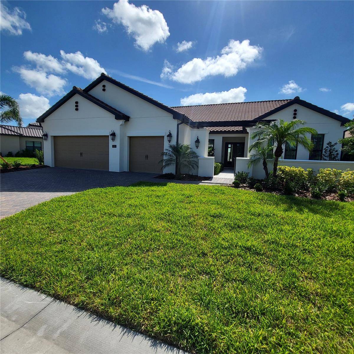 316 ARIA DR, Nokomis