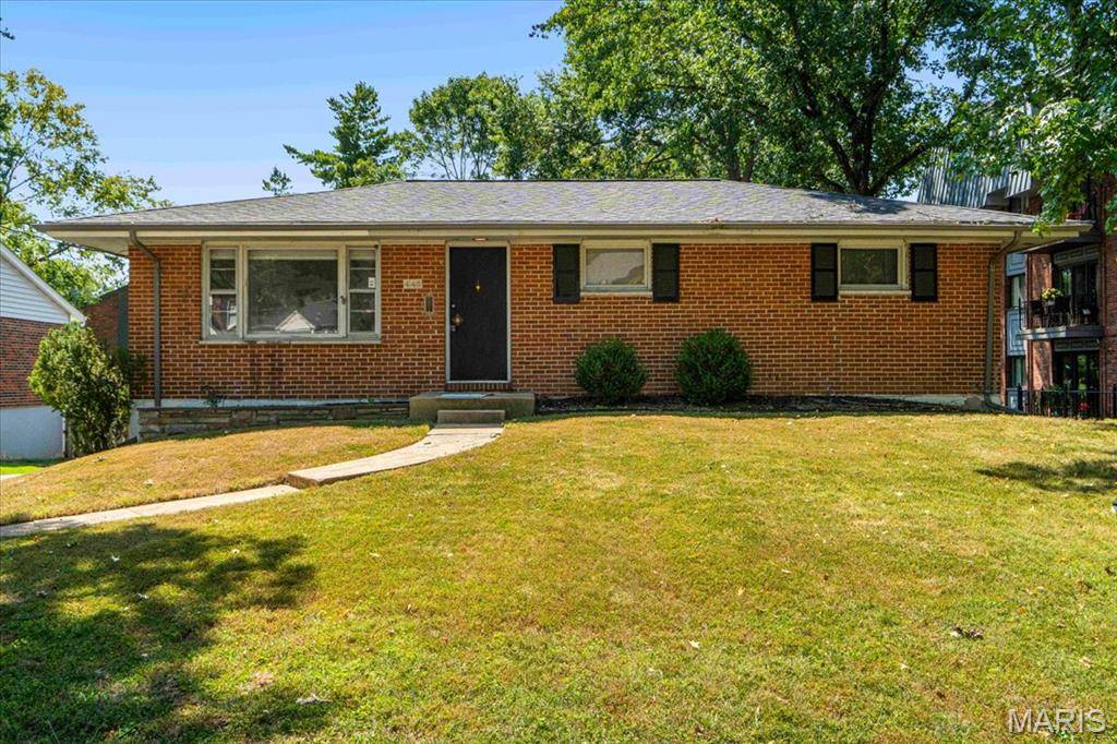 448 W Adams AVE, Kirkwood, MO 63122