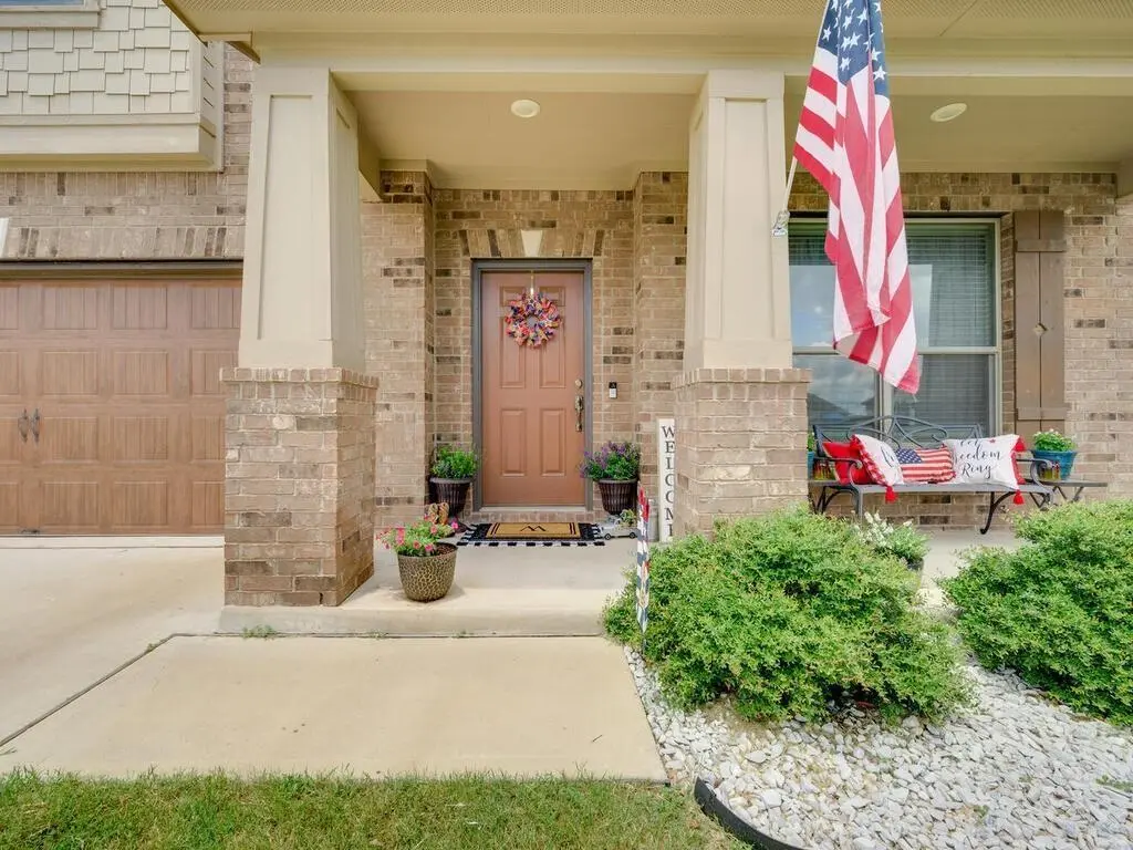 1304 Decatur CT, Leander, TX 78641