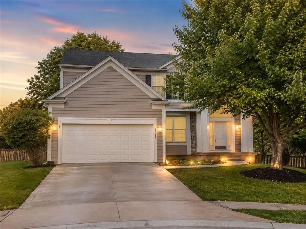 15113 W 156th TER, Olathe, KS 66062