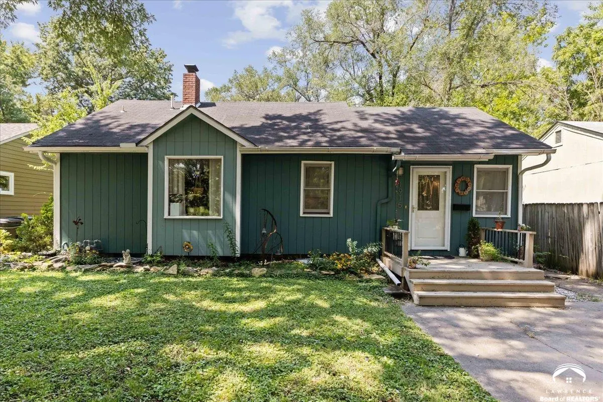 1915 Tennessee ST, Lawrence, KS 66046