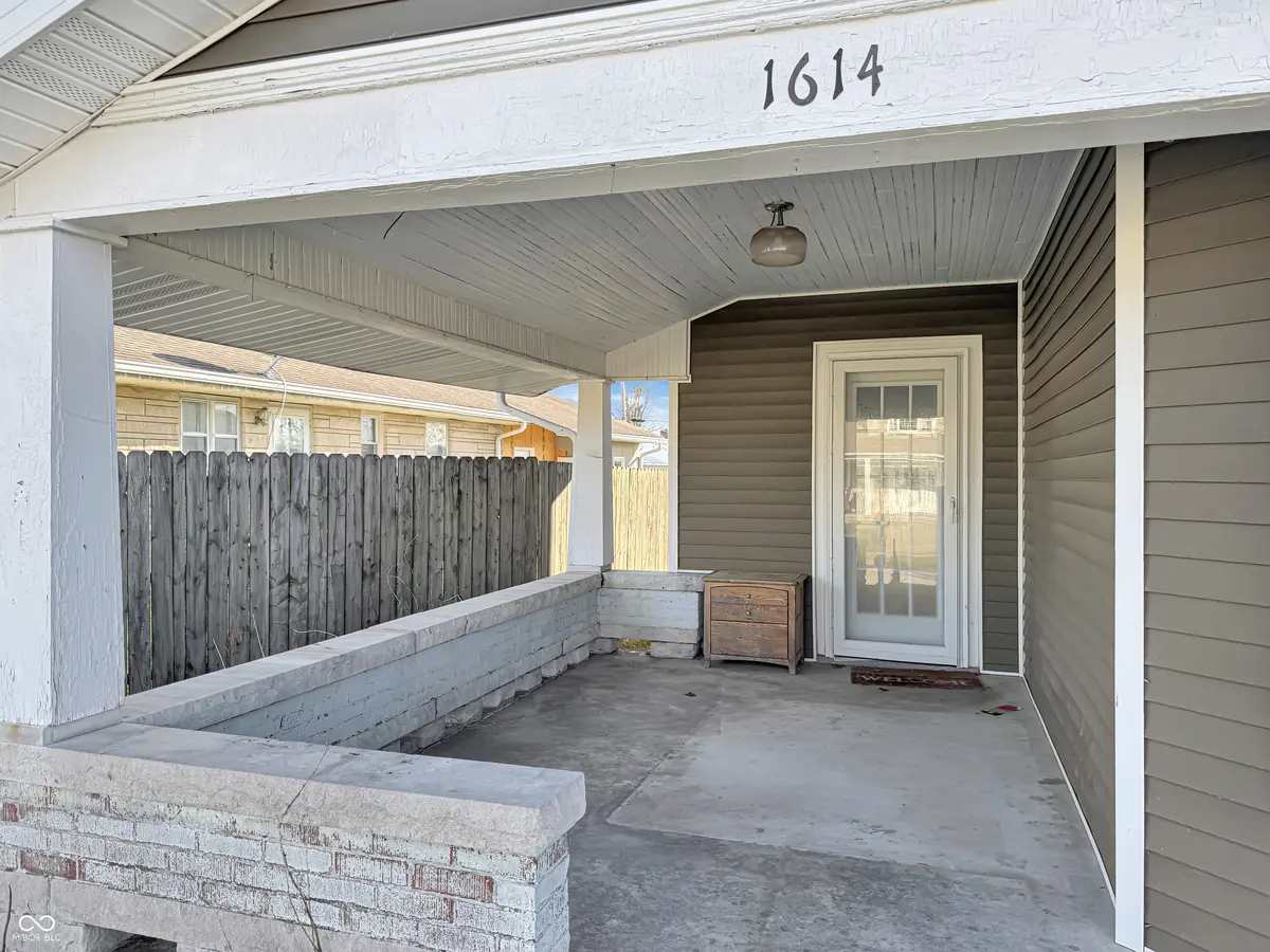1614 13th ST, Bedford, IN 47421