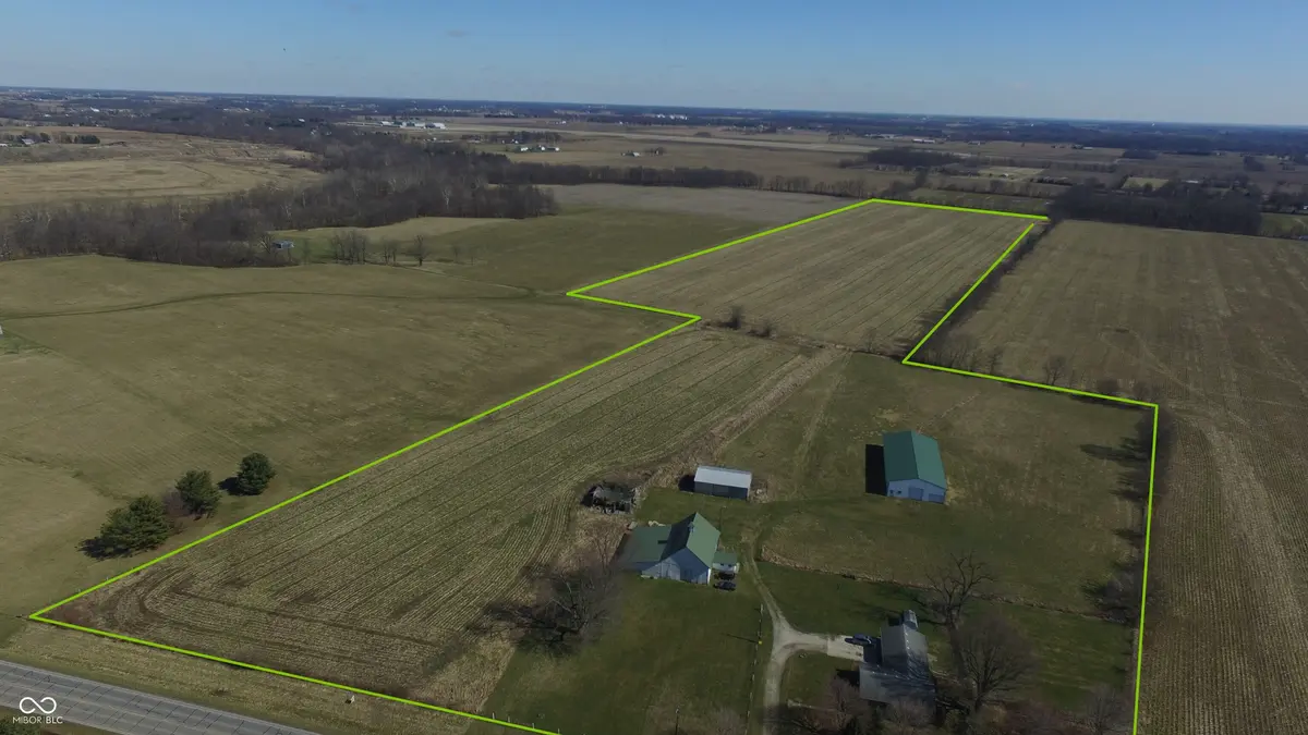 1545 S US 421, Zionsville, IN 46077