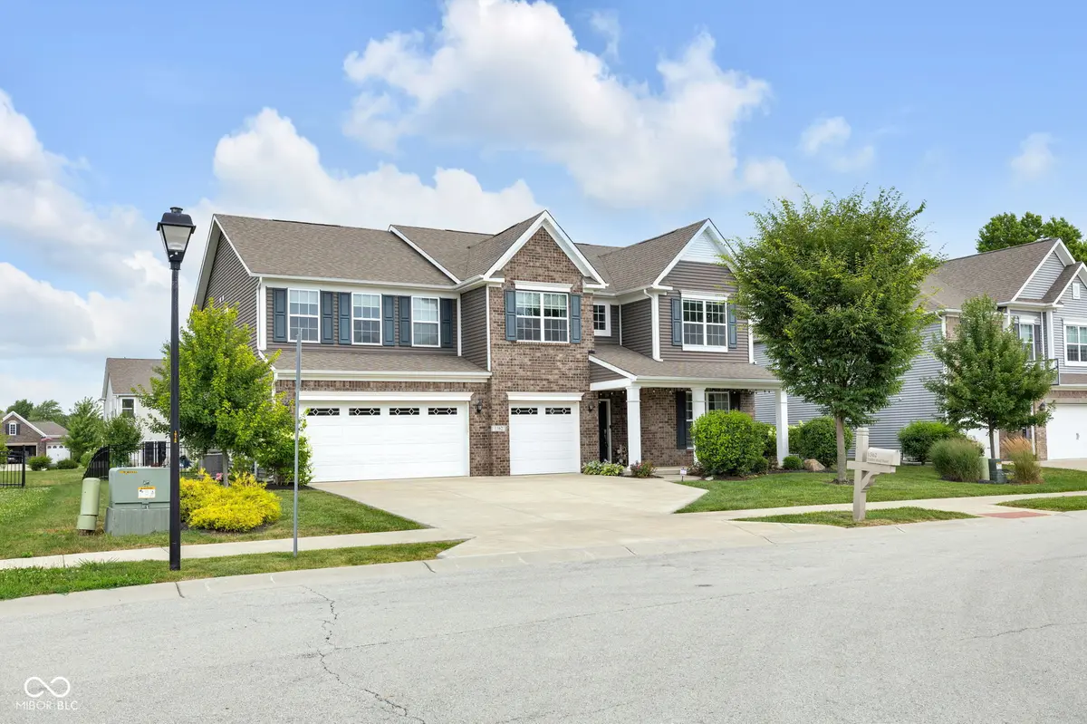 1362 Timber Bluff RD, Westfield, IN 46074