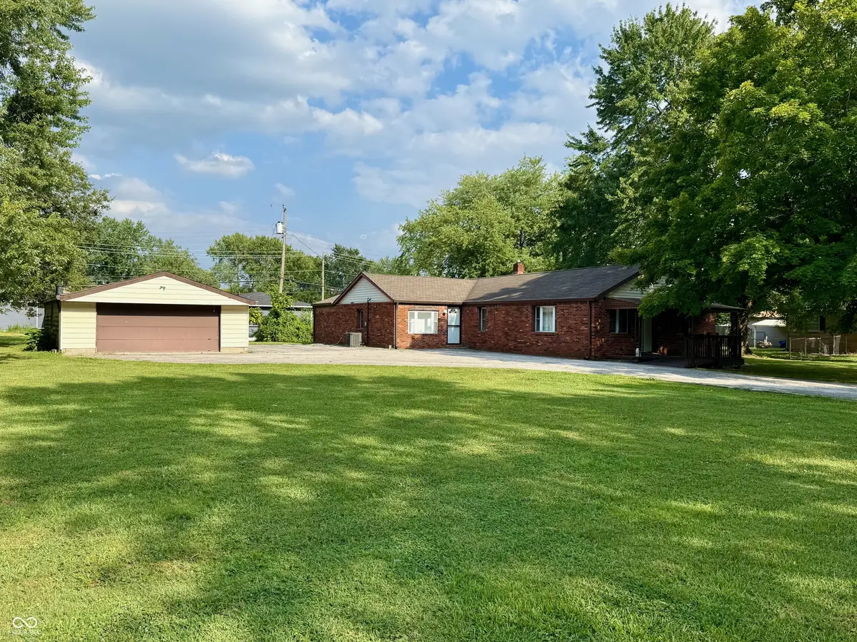 3425 Campbell ST, Plainfield, IN 46168