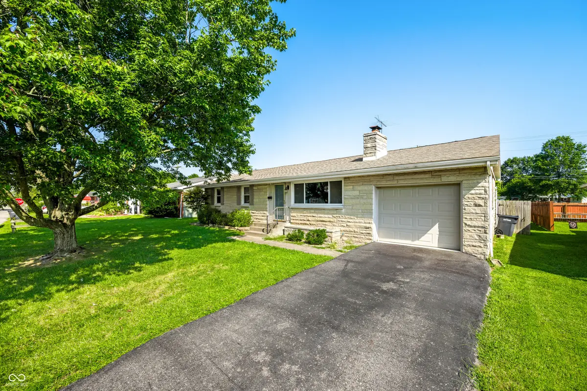 688 Wanda ST, Scottsburg, IN 47170