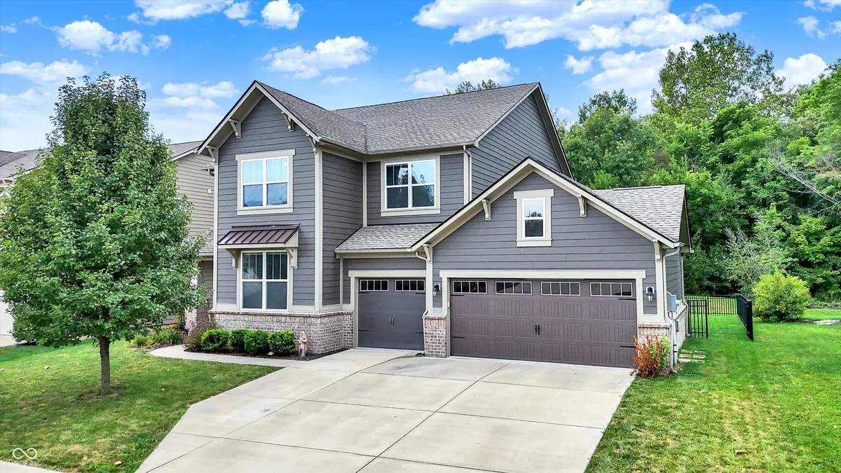 10274 Cloverbank DR, Fishers, IN 46040