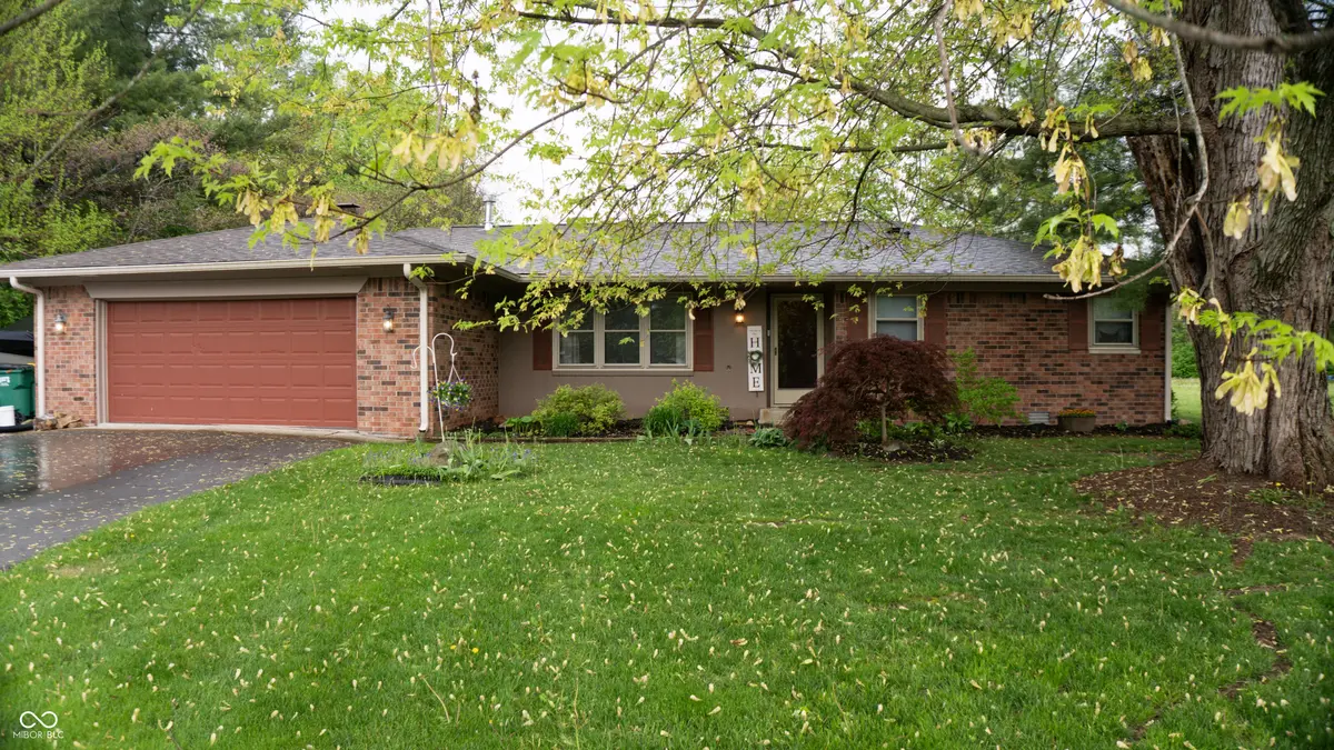 8035 Black Oak CT, Plainfield, IN 46168
