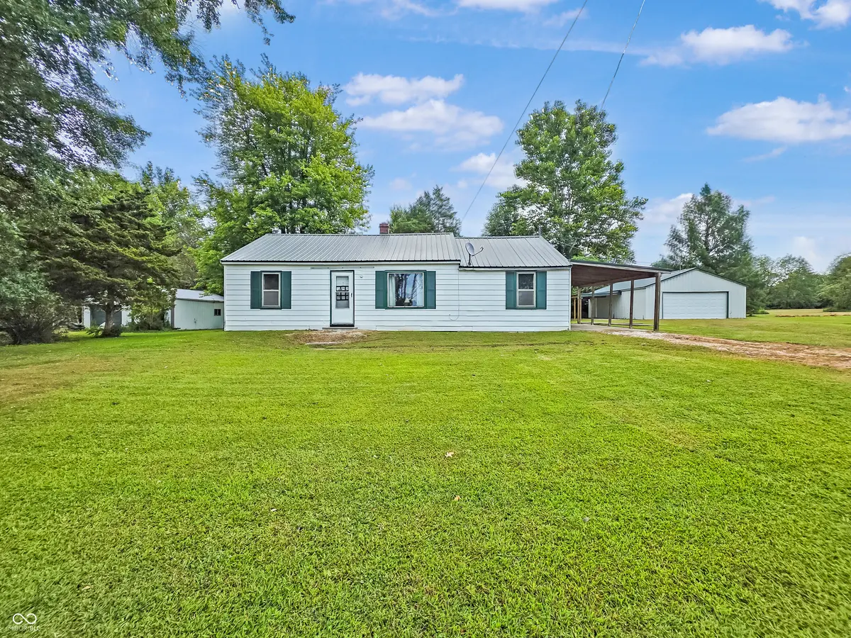 291 S State Road 59, Linton, IN 47441