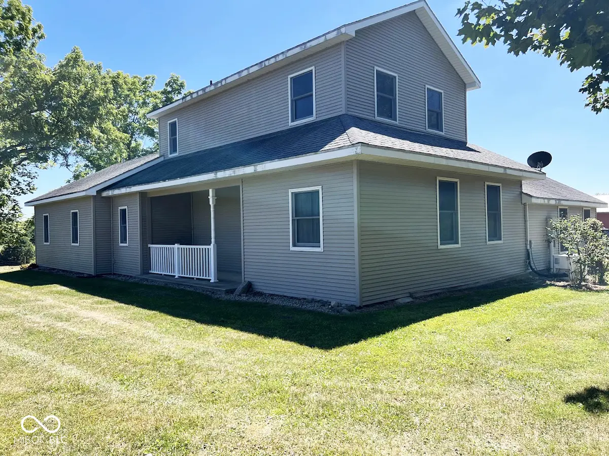 4543 E 1200 N, Roanoke, IN 46783