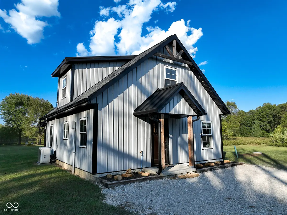 2723 S Lively RD, English, IN 47118