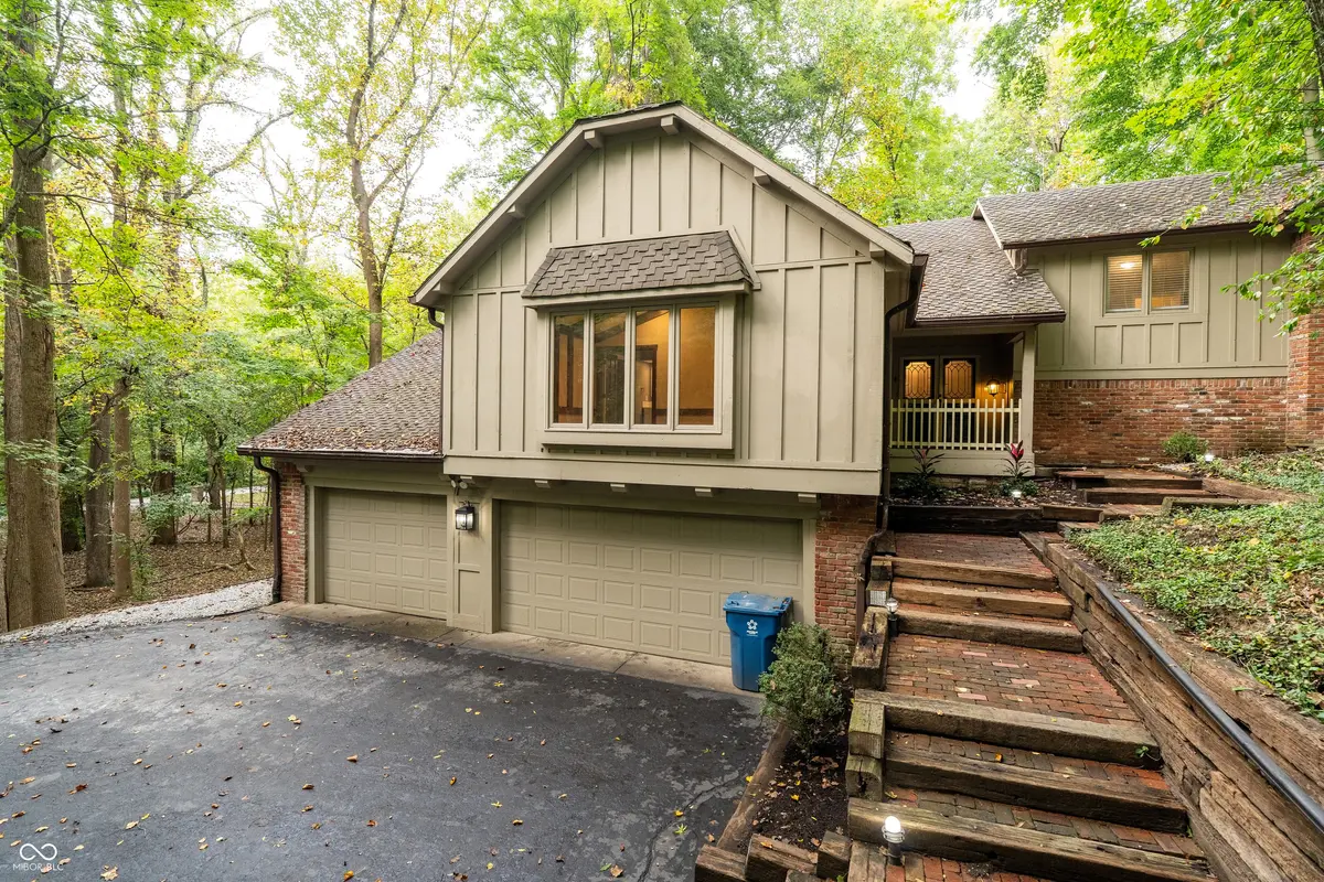 6235 Johnson RD, Indianapolis, IN 46220