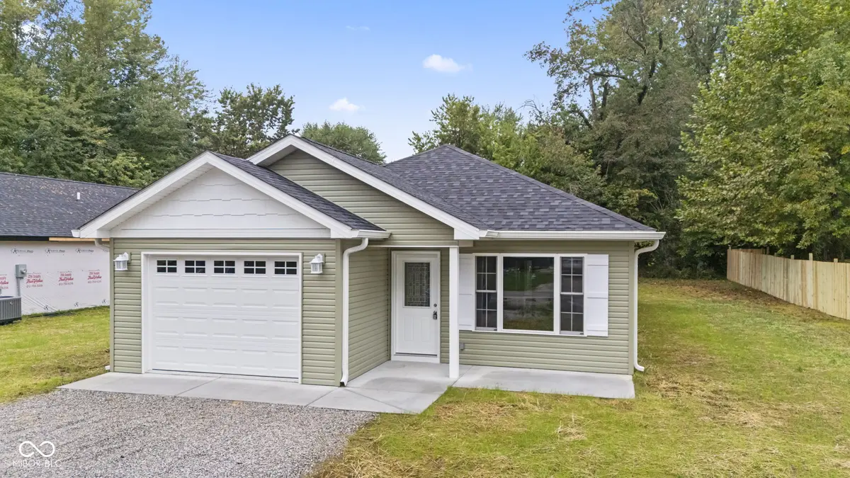 748 Goodin DR, Austin, IN 47102