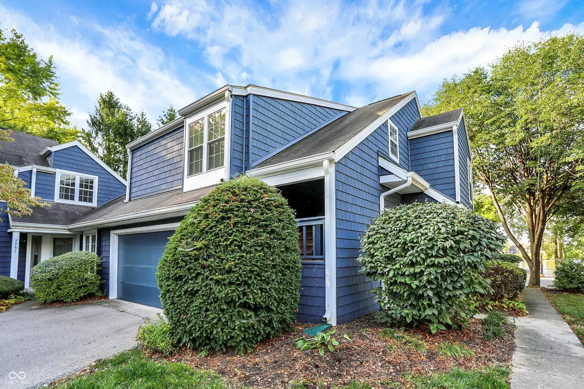 7747 Harbour Isle #8, Indianapolis, IN 46240